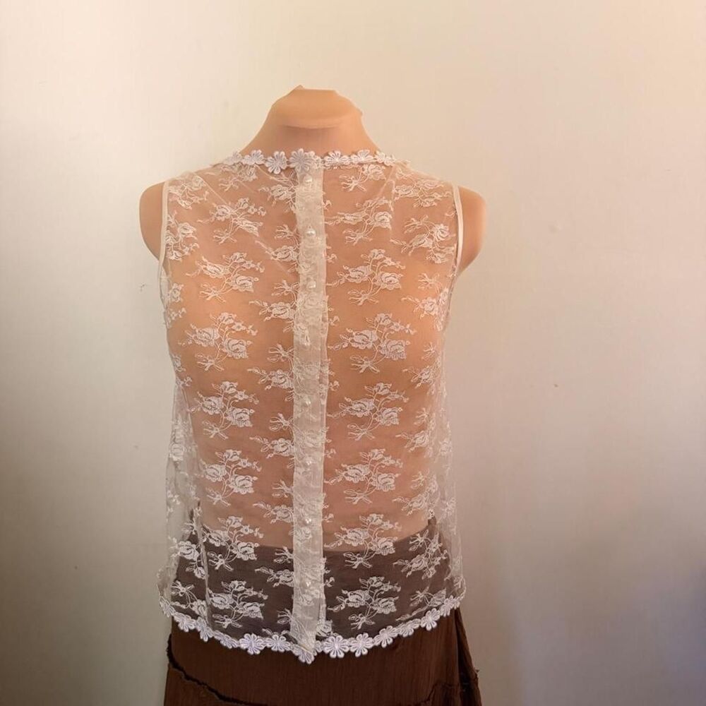 COQUETTE White Sheer Floral Lace Pearl Button Sleeveless Top Est. Size M